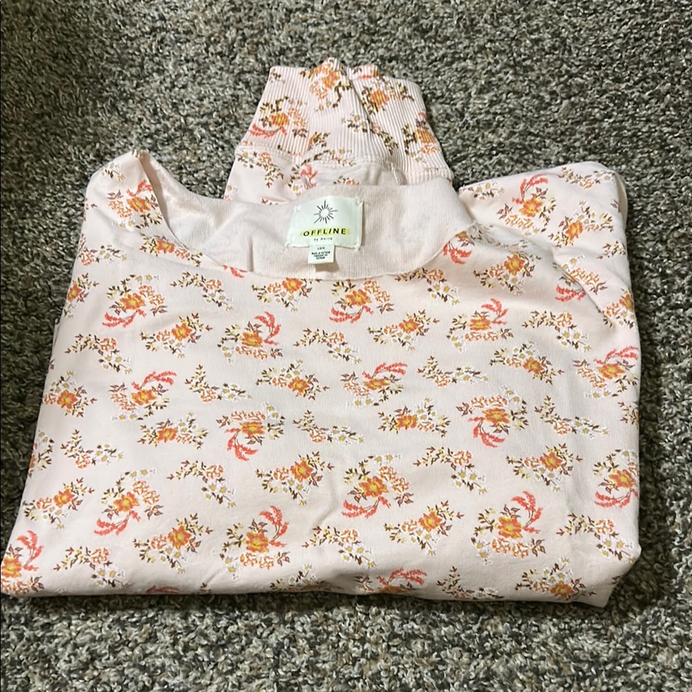 Aerie Pink Floral Crop Top